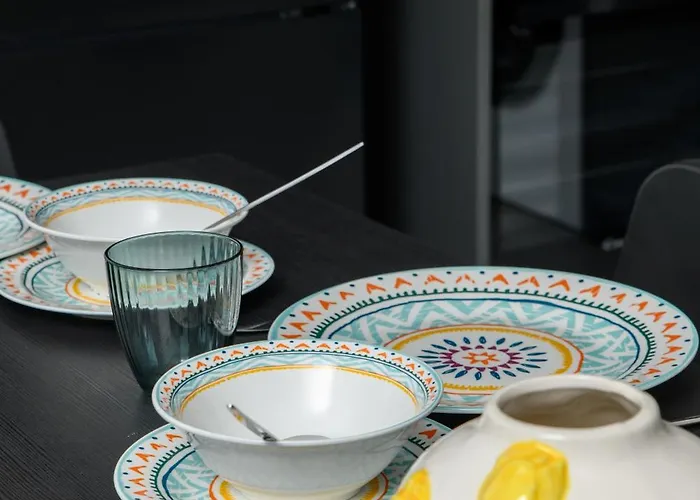 Sunny 1-bedroom - Staysbydais דירה לרנקה