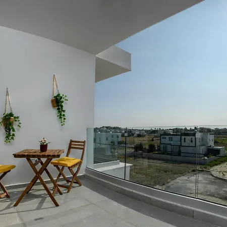 Sunny 1-bedroom - Staysbydais