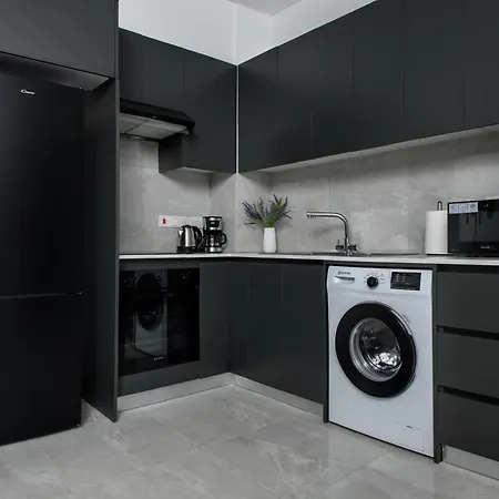 Sunny 1-bedroom - Staysbydais