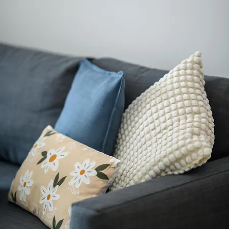 Sunny 1-bedroom - Staysbydais